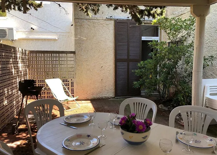 T4 Pour 8 Pers. A 350m De La Avec 3 Terrasses, Parking Prive Et Equipements Complets - Fr-1-81-415 * Leucate