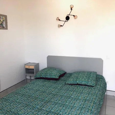 Villa Port Leucate, 4 Pièces, 10 Personnes - Fr-1-81-415 Leucate